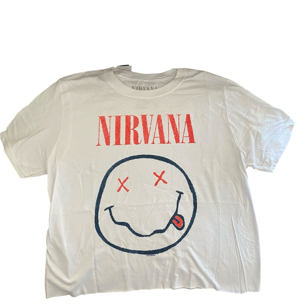 Windsor White and Red Graphic Crop Top